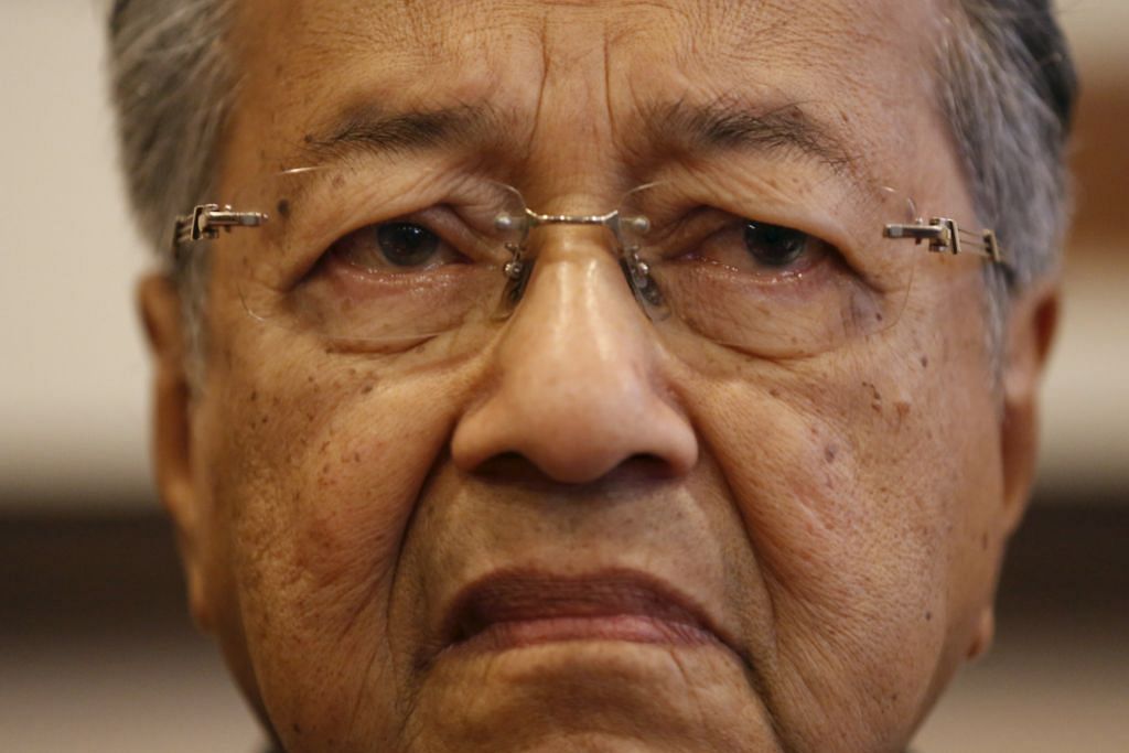 Mahathir bertegas tidak sertai pembangkang