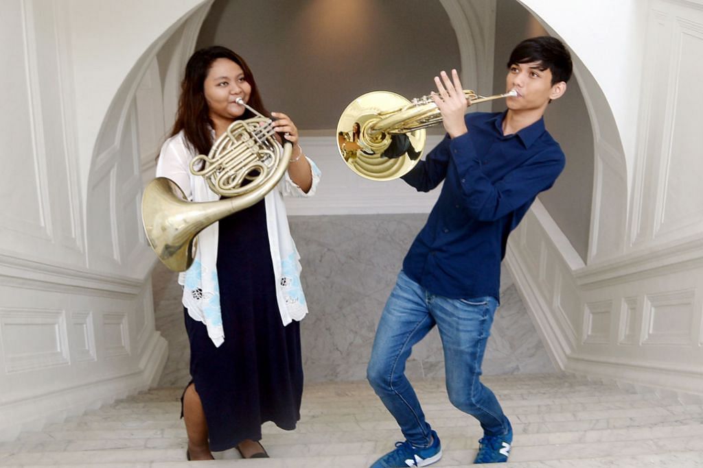 Hon Perancis dekat di hati dua pelajar muzik