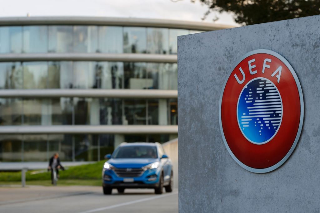 Polis Switzerland serbu ibu pejabat Uefa