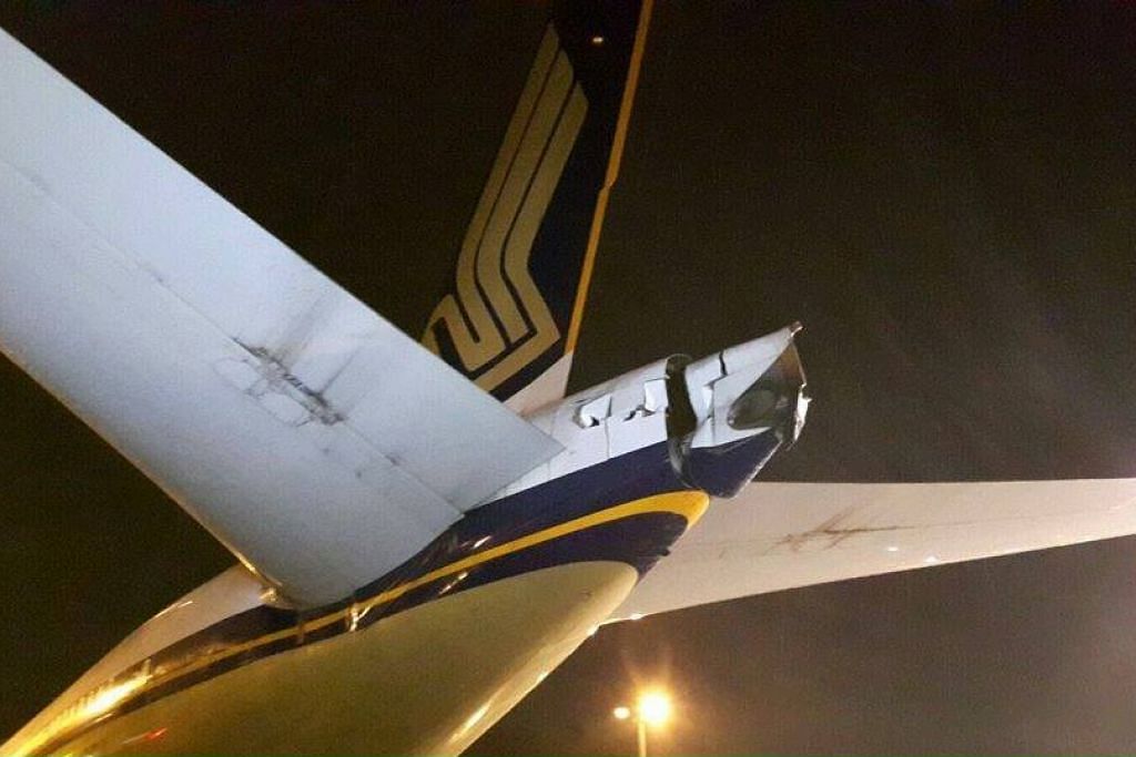 Ekor pesawat SIA rosak lepas langgar pesawat lain