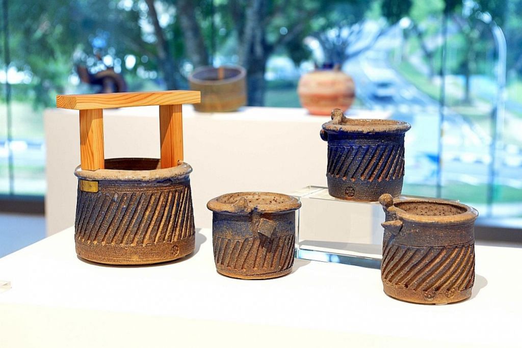 Junjung seni tembikar Iskandar Jalil