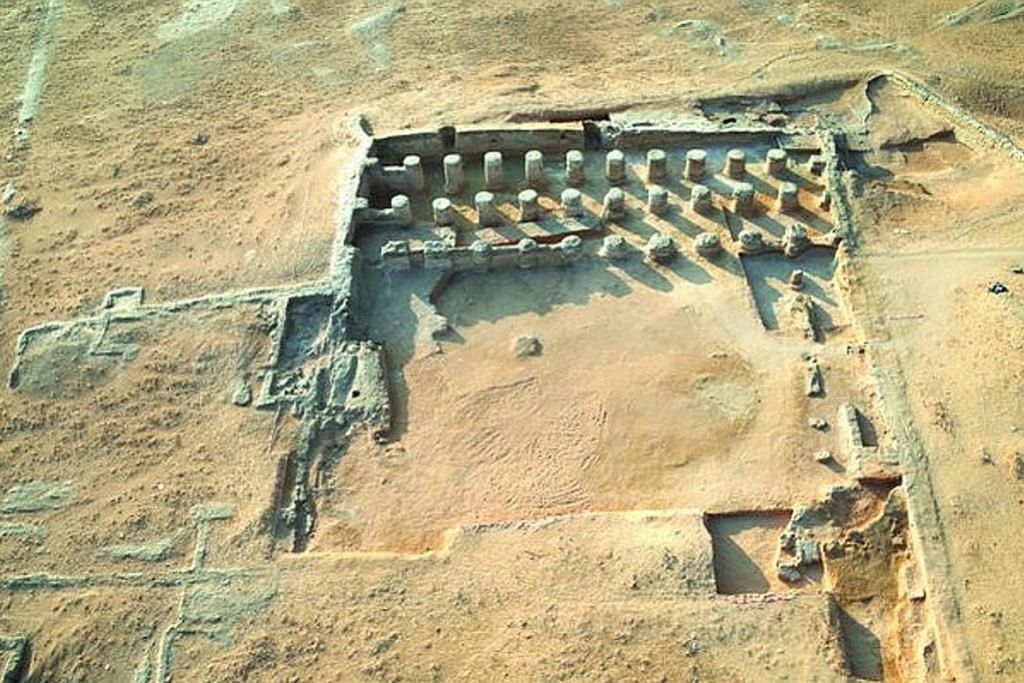 Masjid purba yang dipercayai dibina pada zaman awal Islam ditemui