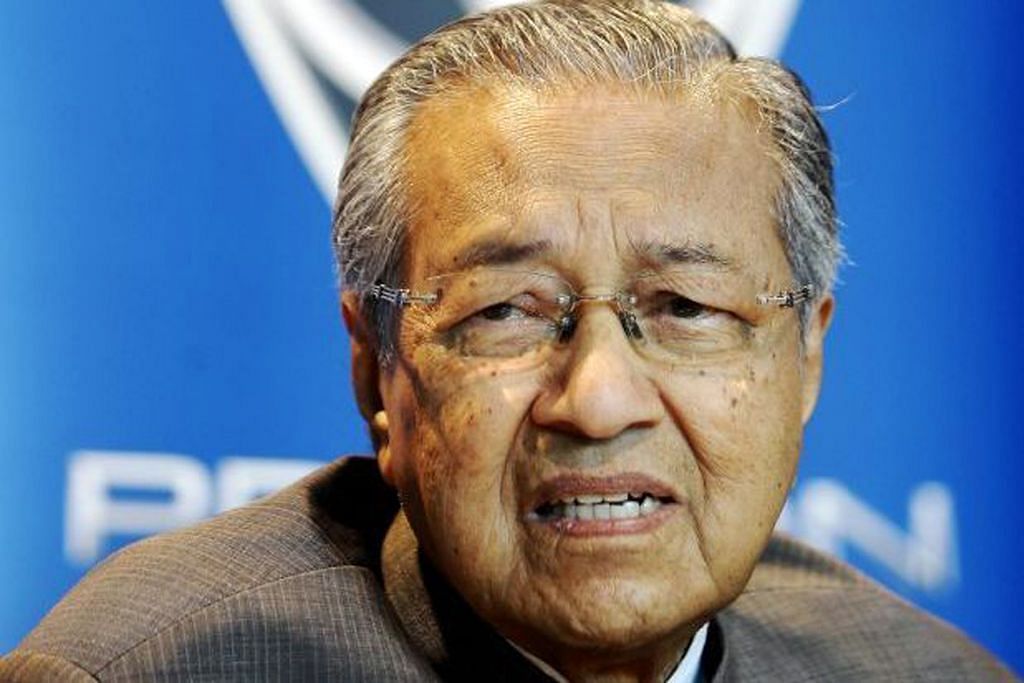 Sultan Johor gesa Mahathir 'tutup mulut'