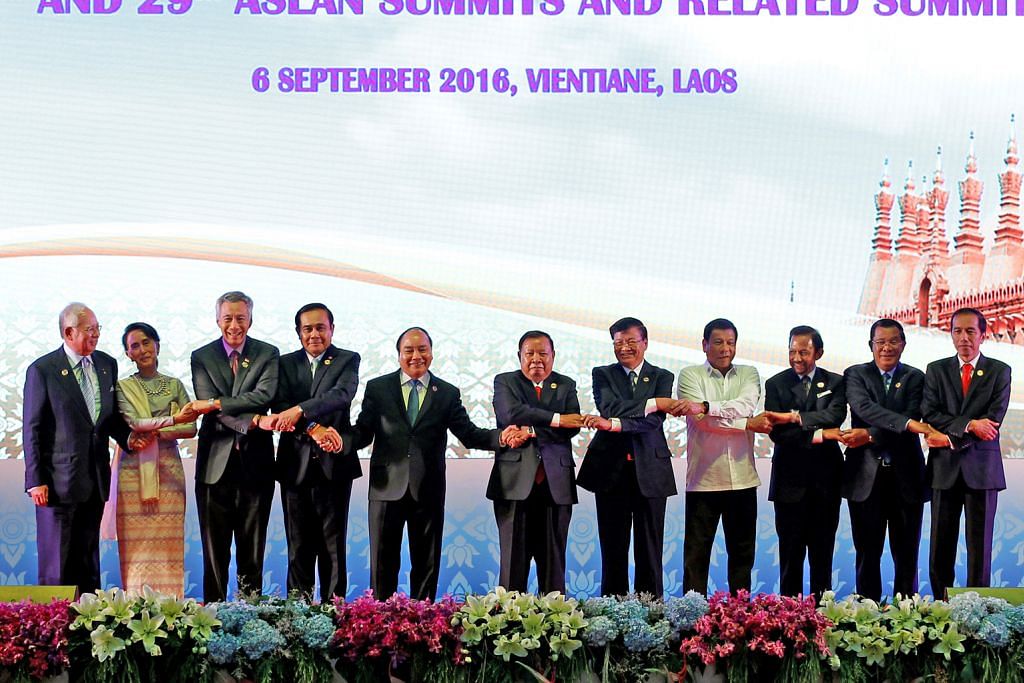 SIDANG PUNCAK ASEAN DI LAOS Pemimpin Asean akur perkukuh kerjasama tangani bencana