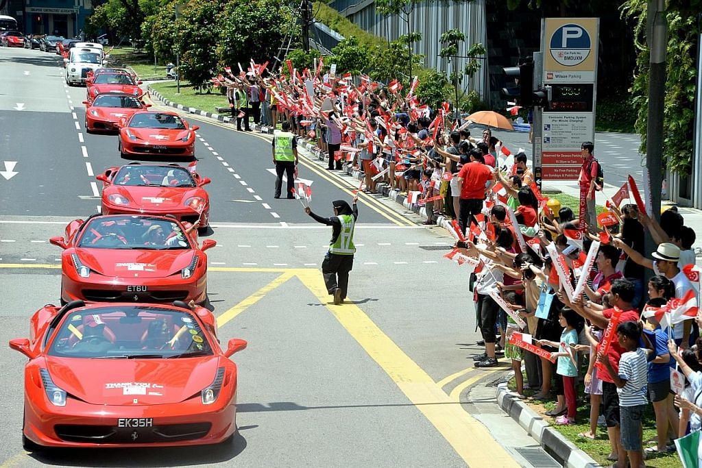 Ferrari merah sinari perarakan atlit paralimpik