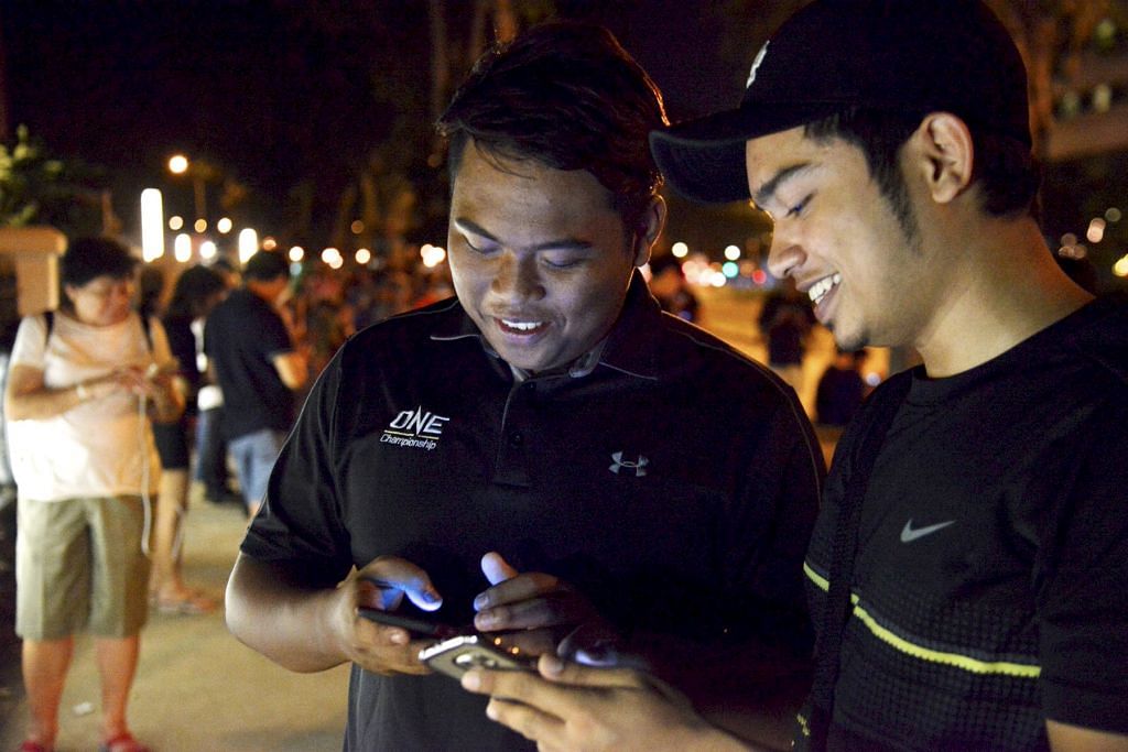 Kegilaan Pokemon jejas niaga di Changi Village