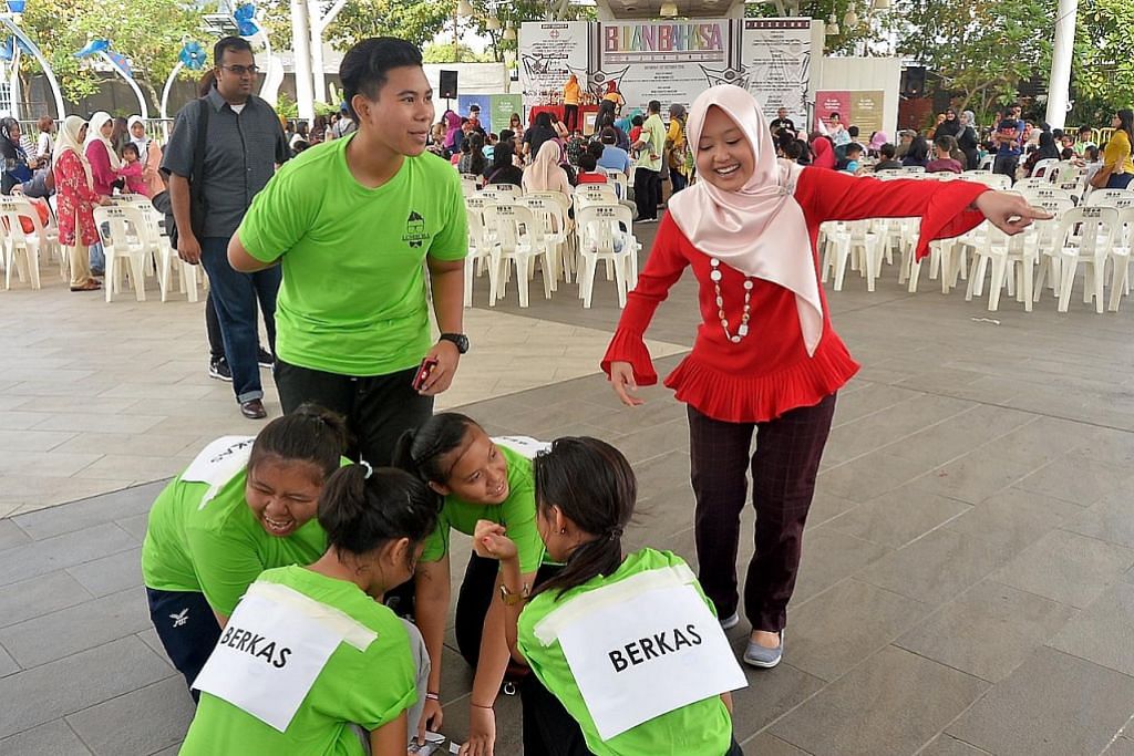 BULAN BAHASA 2016 'Aktivis masyarakat ada peranan pupuk guna bahasa Melayu'