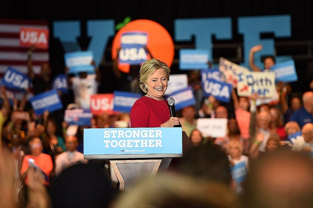 PILIHAN RAYA PRESIDEN AMERIKA Saingan sengit, Clinton kerah penyokong keluar mengundi