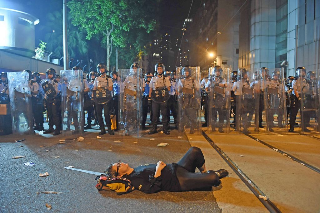 China campur tangan dalam sistem perundangan Hongkong ...