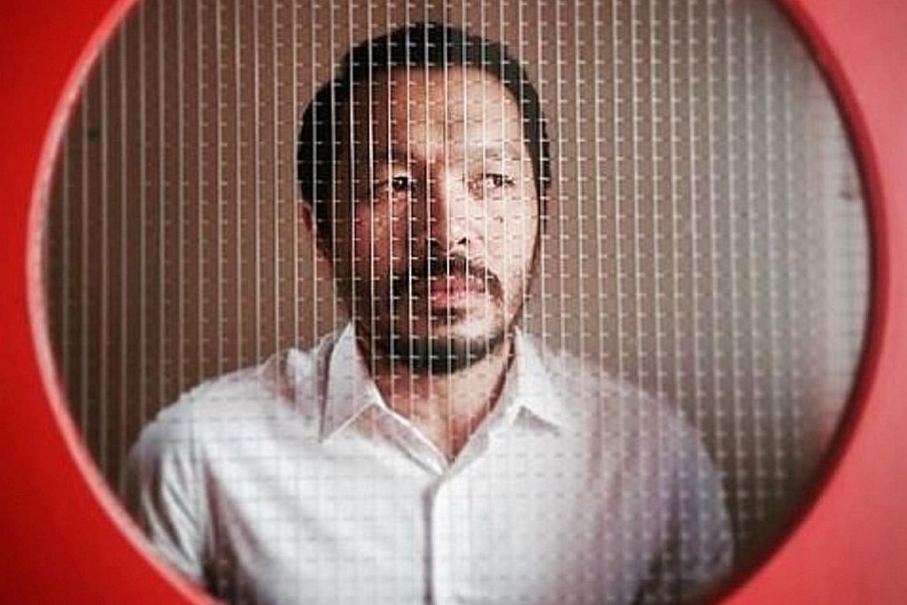 Pelukis Brunei papar pengalaman datuk berjuang semasa Pendudukan Jepun