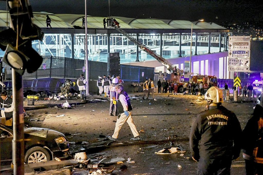 Istanbul digegar dua serangan bom, ragut puluhan nyawa