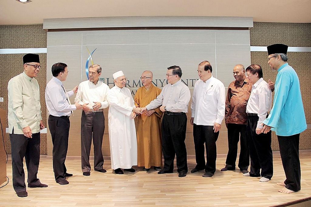 RLAF garap derma pelbagai agama untuk Aceh