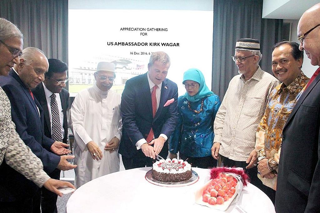 Pemimpin Melayu/Islam setempat anjur majlis penghargaan untuk Duta Amerika