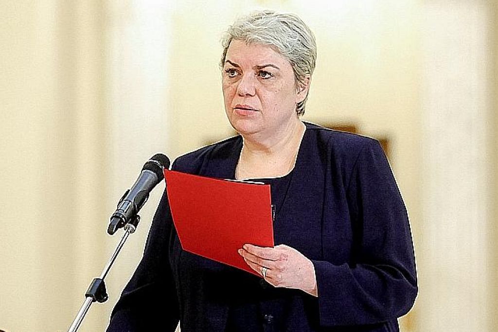 Syor lantik perdana menteri wanita Islam pertama di Romania ditolak