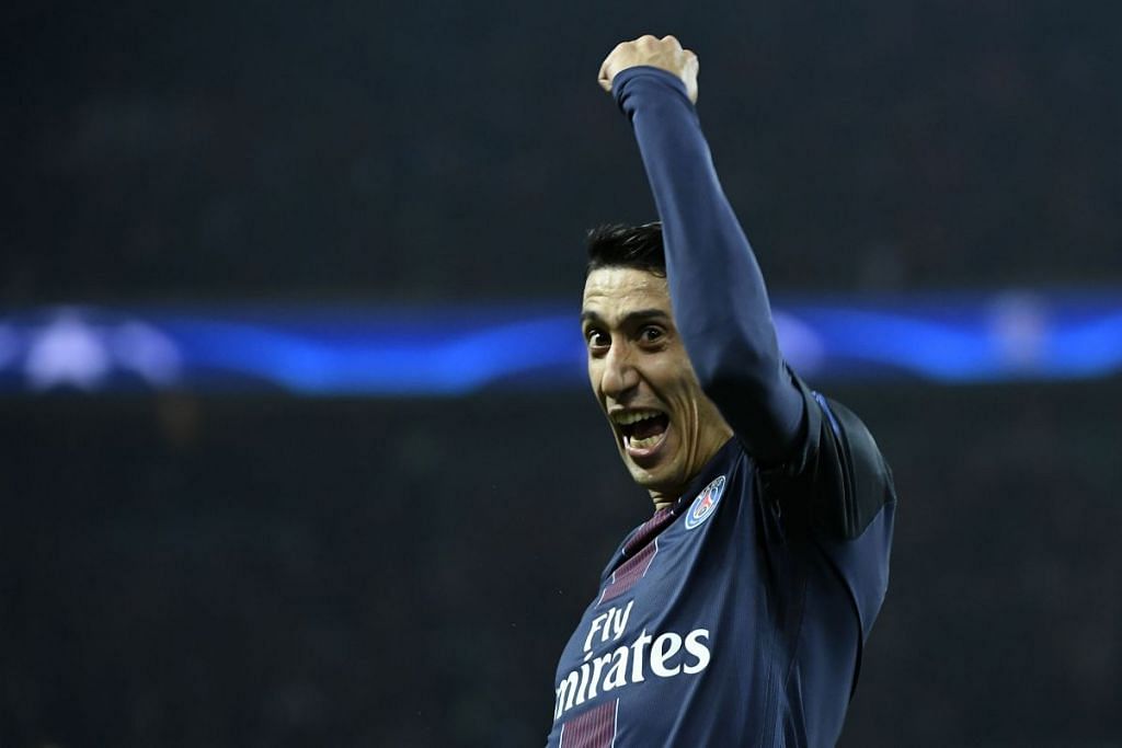Penyerang Paris Saint-Germain, Angel Di Maria, meraikan gol yang dijaringkannya dalam perlawanan pertama  menentang Barcelona pusingan 16 terakhir Liga Juara-Juara pada 14 Februari 2017 di Stadium Parc des Princes di Paris. 