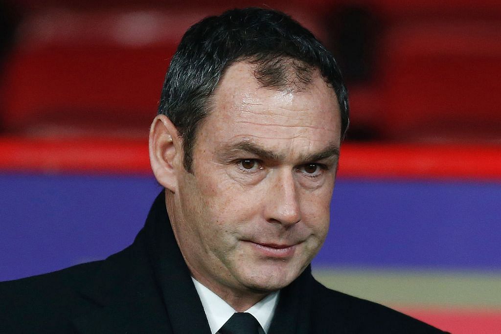 Swansea dapat impak positif tapi Hull pecat pengurus