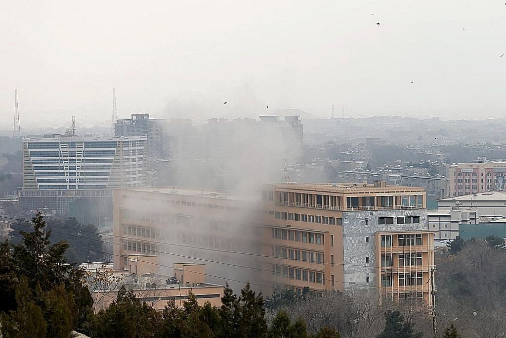 Hospital tentera Afghan diserang, lebih 30 mati