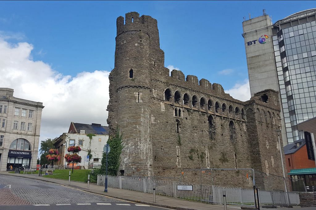 KEMBARA Masjid Swansea gilap permata yang lama diabai