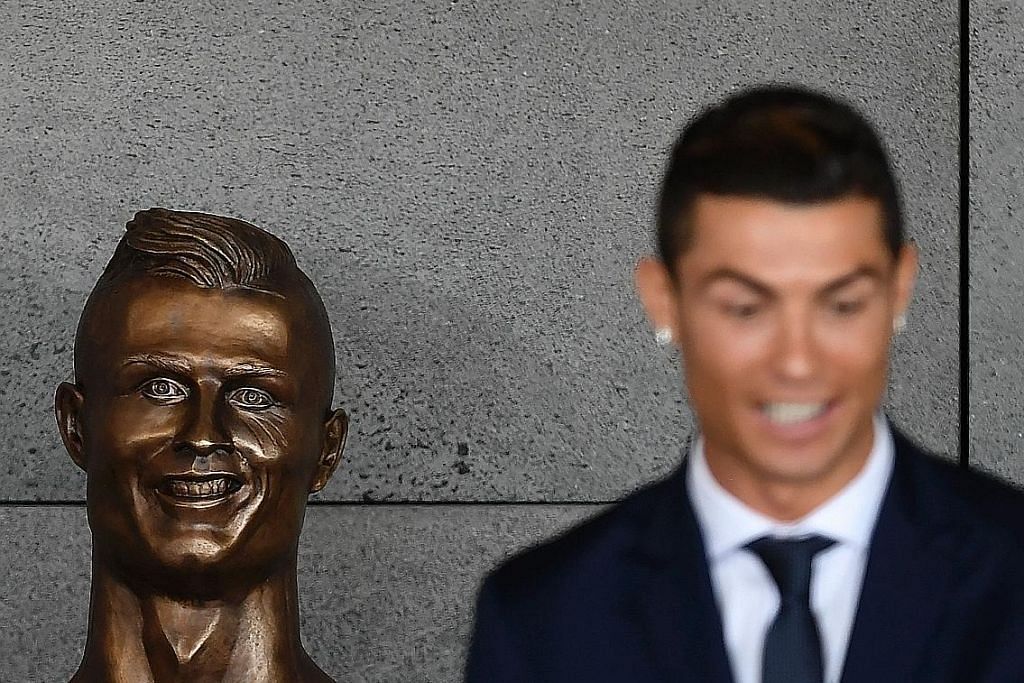 Patung 'hodoh' Ronaldo ditertawa di media sosial