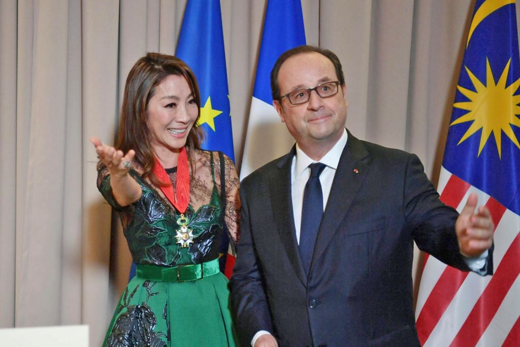 Michelle Yeoh terima anugerah daripada Perancis