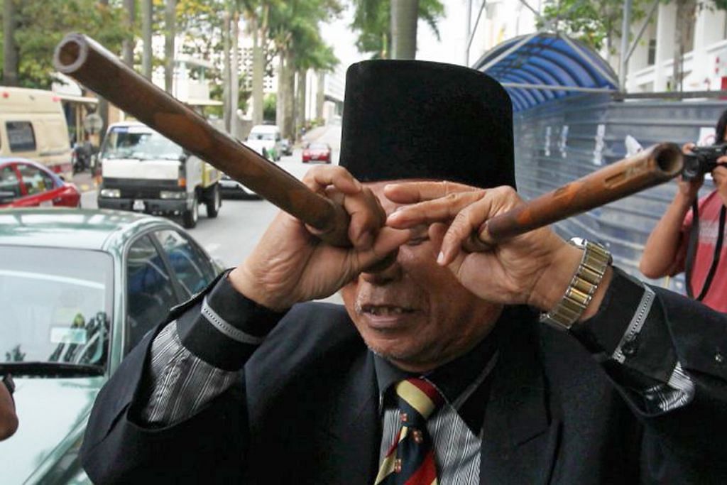 Polis Malaysia tahan Raja Bomoh di Segamat