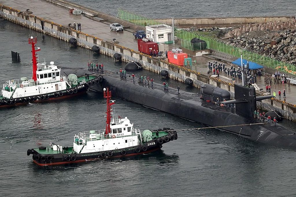 Amerika kerah kapal selam ke Korea Selatan