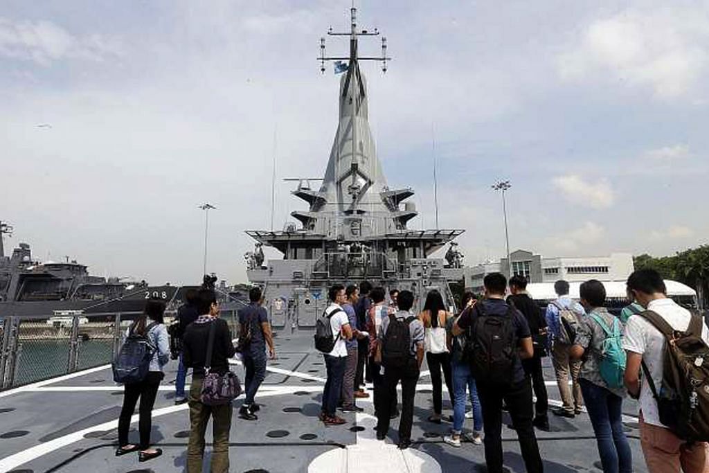 Kapal perang dari 20 negara akan berlabuh di Singapura