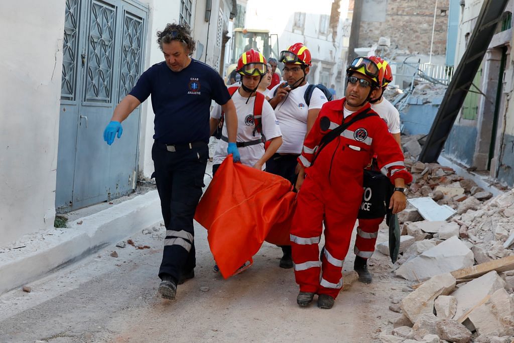 Gempa gegarkan Greece, Turkey