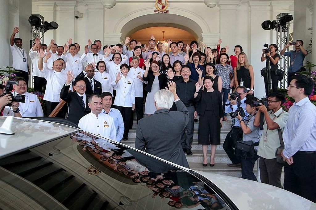 PM Lee: Presiden Tony Tan tabur khidmat cemerlang JAMUAN PERPISAHAN KEPADA PRESIDEN TONY TAN KENG YAM
