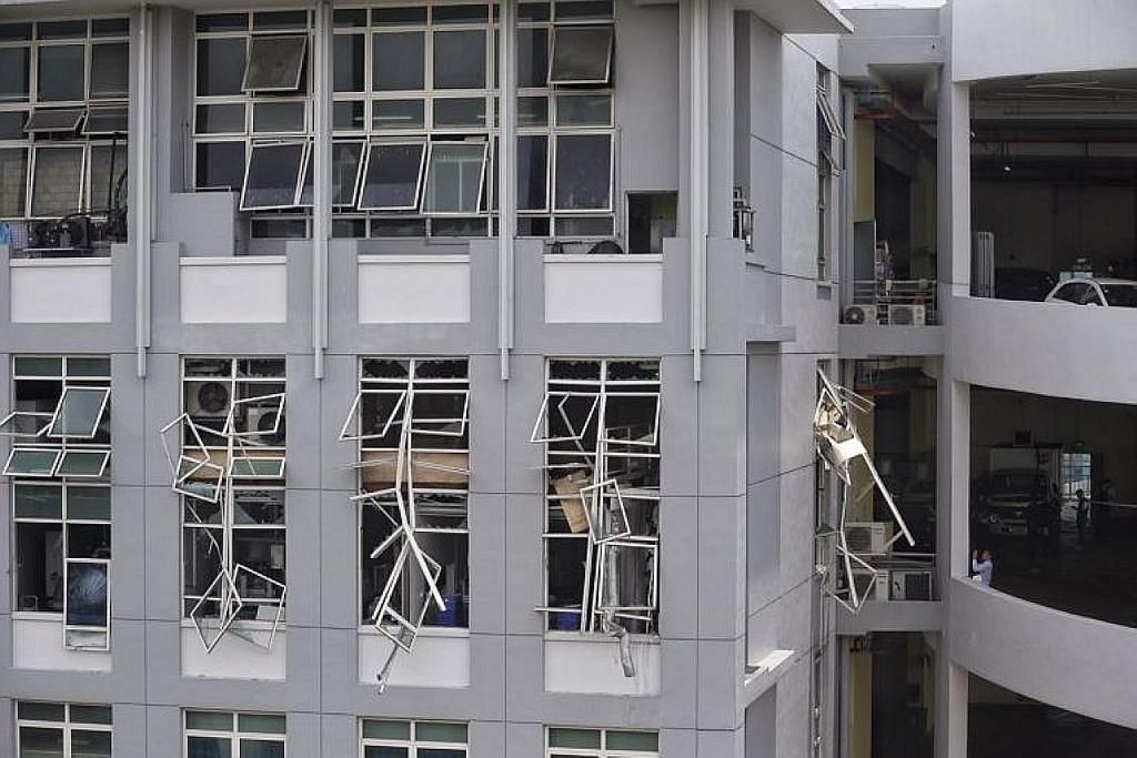 Lima pekerja cedera selepas tembok runtuh di bangunan kilang