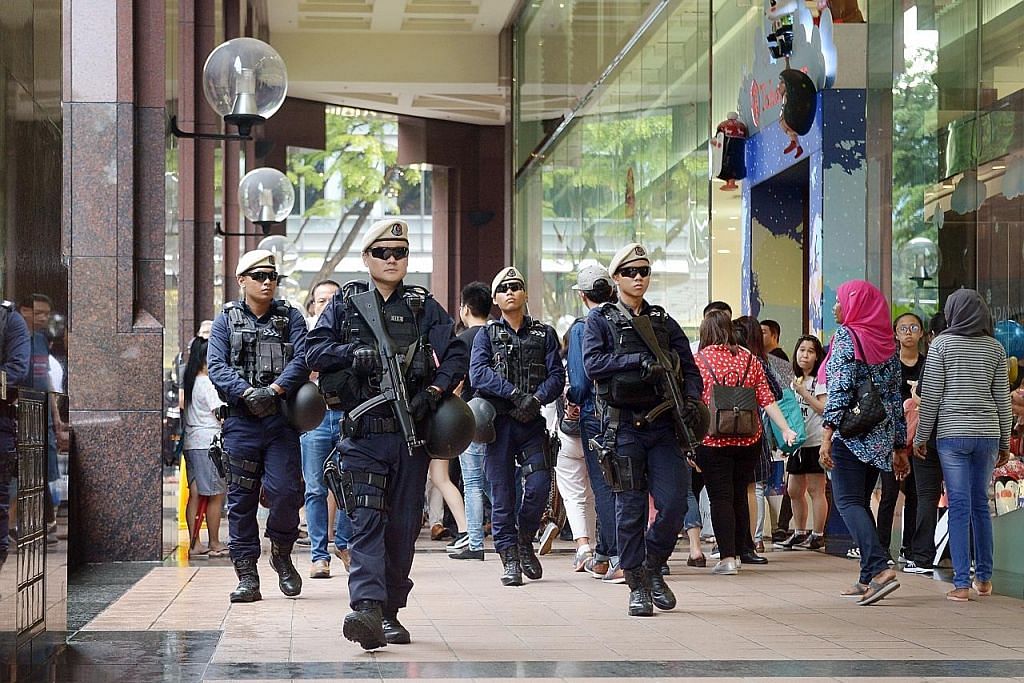 Pasukan tindak cepat polis dikerah ke kawasan popular negara