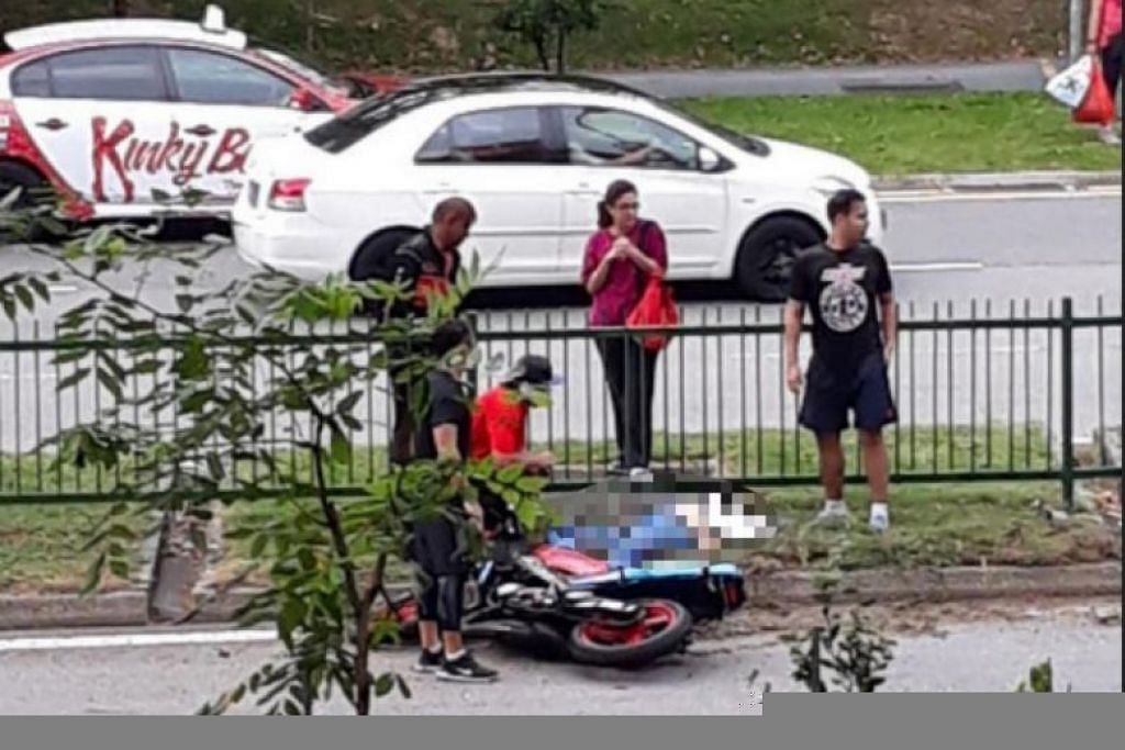 33-year-old man dies after crashing into road barrier in Tampines