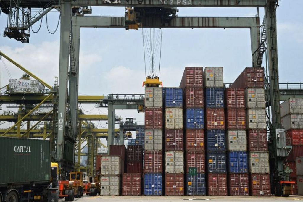 Growth in Singapore non-oil exports slows to 5% in August; trade risks cloud outlook