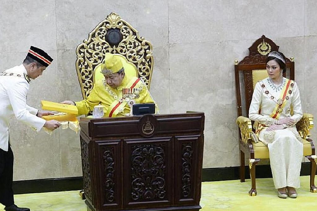 Sultan gesa kerajaan negeri dan persekutuan hurai isu air di Selangor demi rakyat