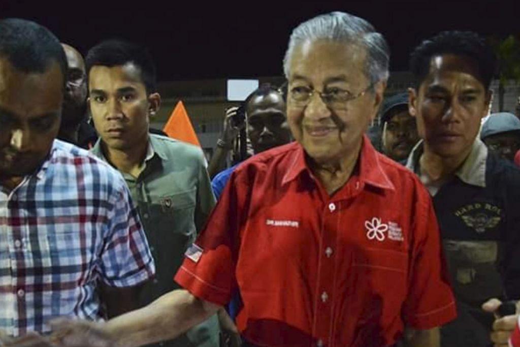 Mahathir jadi daya tarikan ramai dengar ceramah