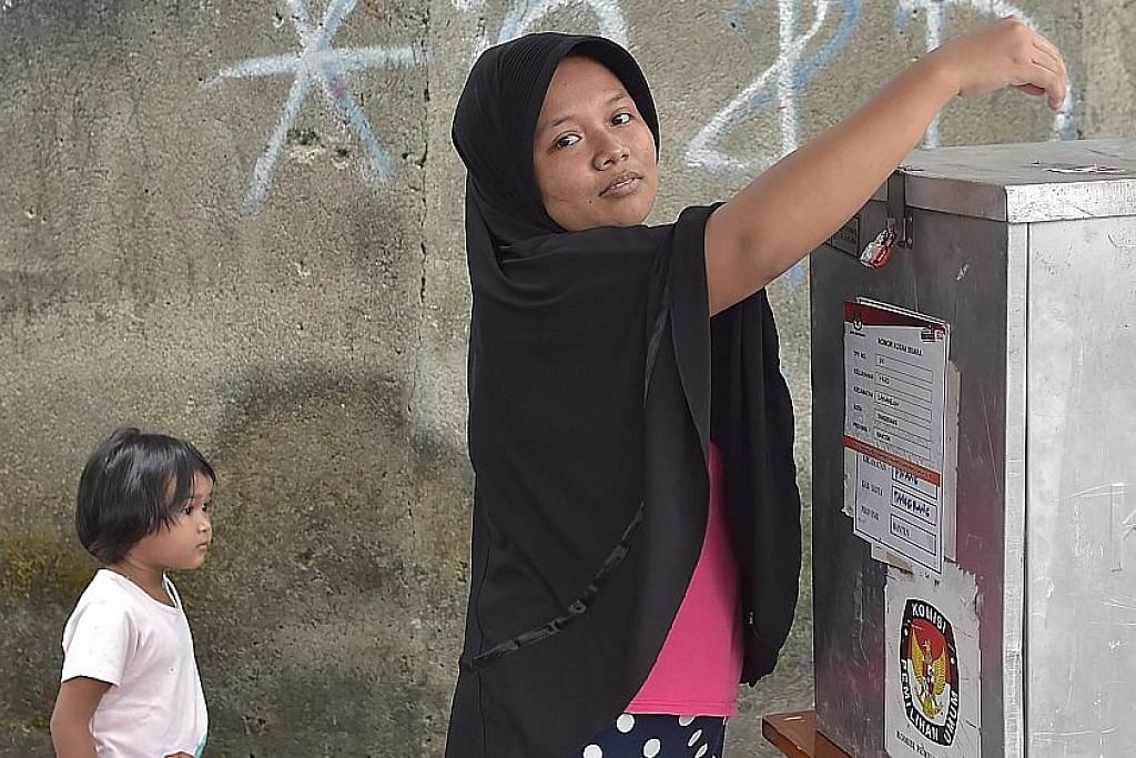 Lebih 150j rakyat Indonesia undi dalam pilihan raya daerah