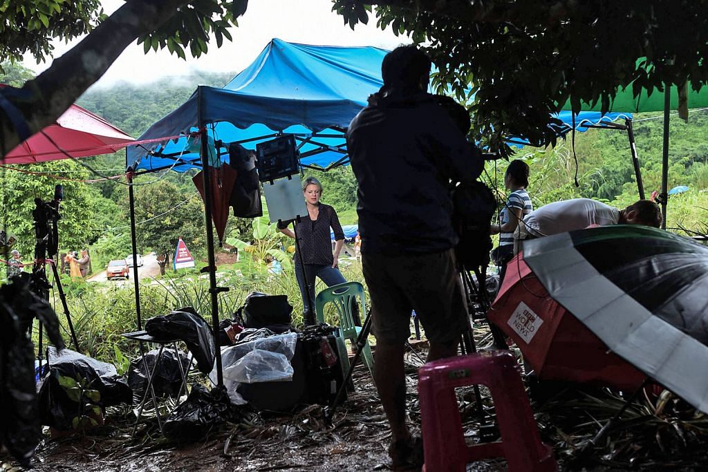 Semua mangsa terperangkap dalam gua di Thai berjaya dibawa keluar