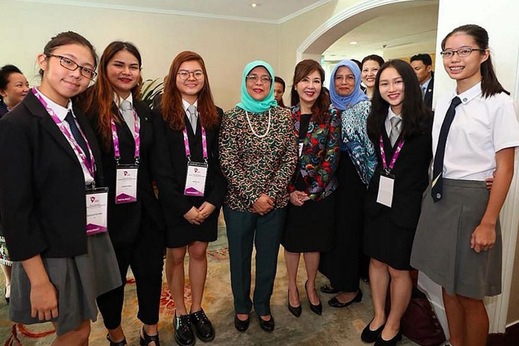 Presiden Halimah: Asean harus manfaatkan potensi wanita