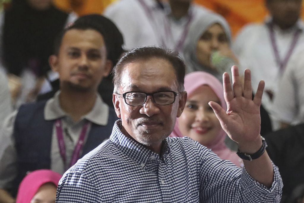 Anwar: Agong nasihat bersihkan nama dari tuduhan liwat