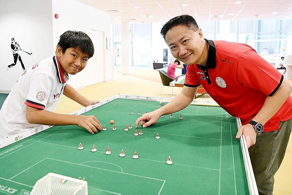 Sukan bola sepak meja kembali rancak di Singapura