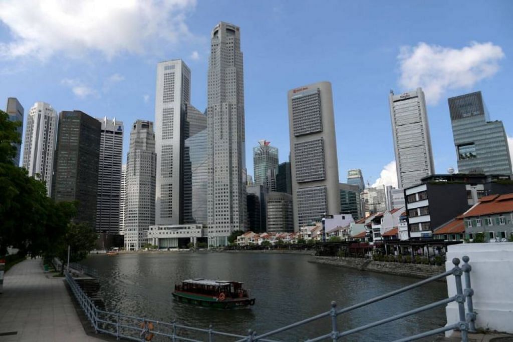 Singapore economy grows just 0.1% in Q2, lowest in decade and worse than expected