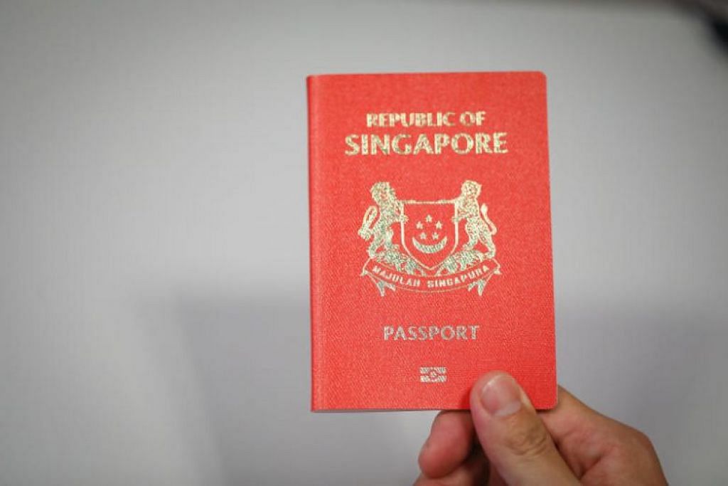 Singaporean who forgot to show passport when leaving Malaysia fined $820