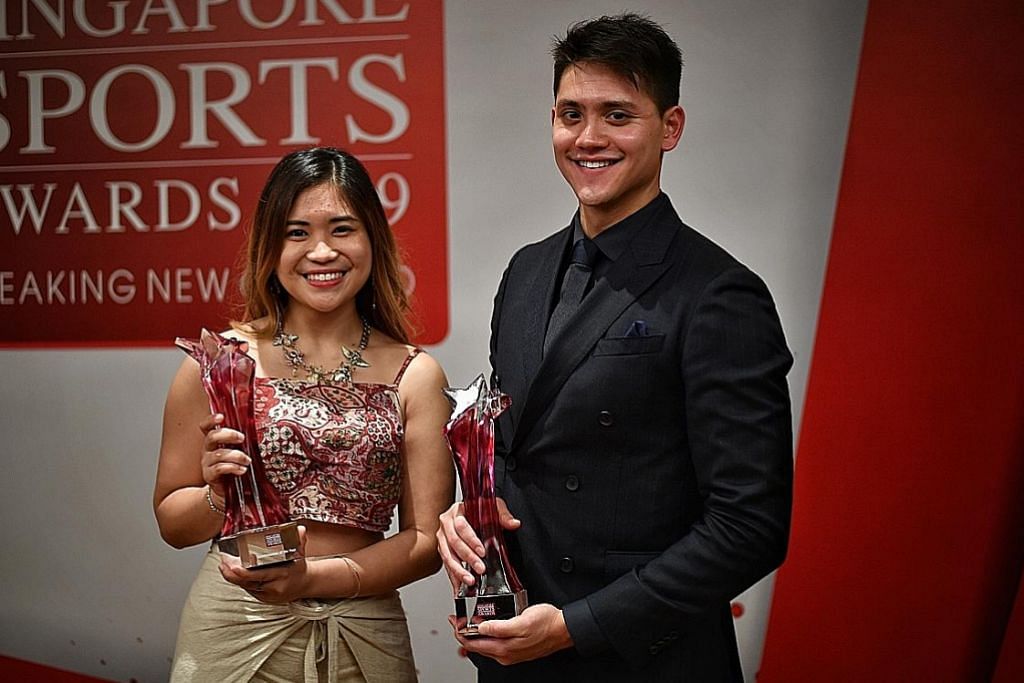 Schooling, Veloso rangkul anugerah Olahragawan, Olahragawati Negara