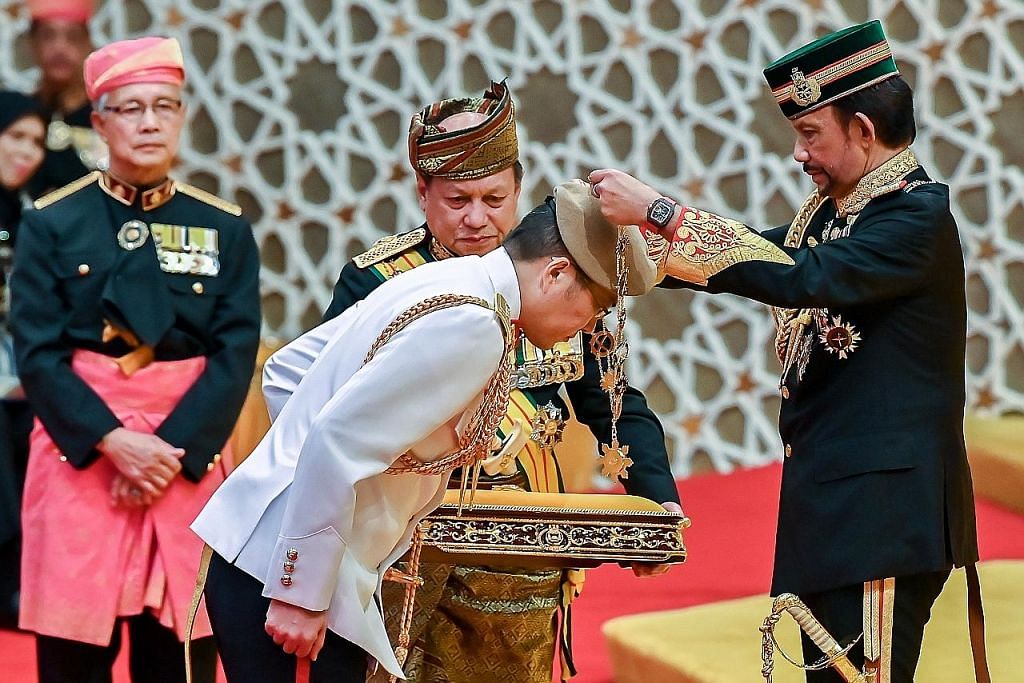 Panglima Pasukan Pertahanan S'pura dapat anugerah tertinggi Brunei