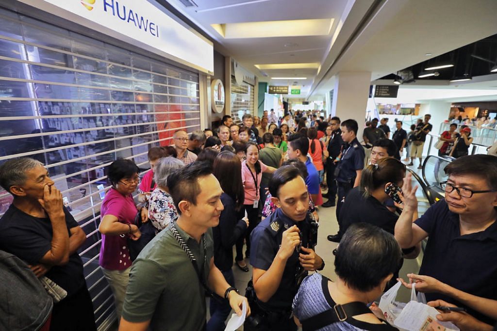 Ribuan kecewa apabila telefon Huawei dikatakan kehabisan stok