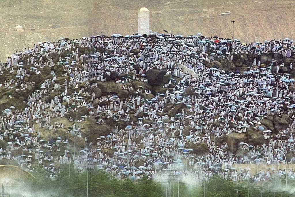 CERPEN Pertemuan di Jabal Rahmah
