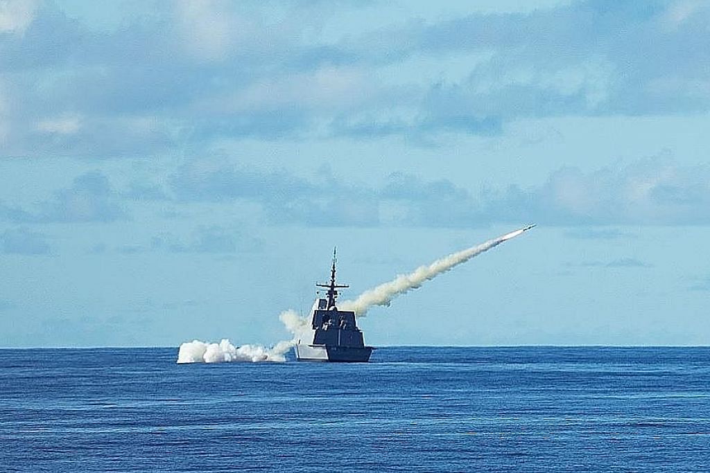 Angkatan laut Amerika, S'pura berlatih di Guam