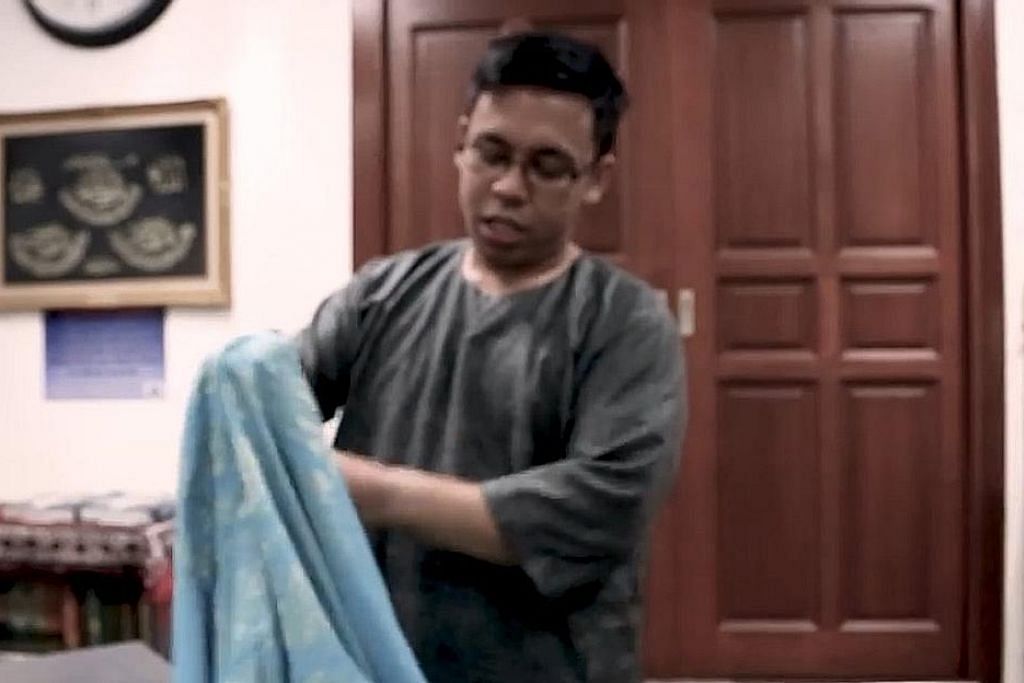 Cara betul pakai baju Melayu