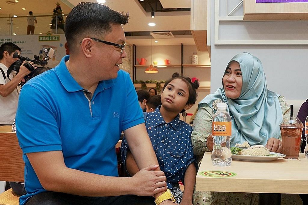 PPIS bawa keluarga memerlukan nikmati sajian di restoran Encik Tan