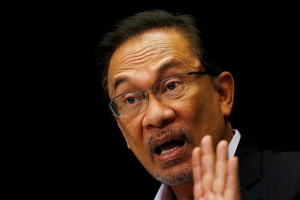 Peguam Cara M'sia tolak dakwaan Anwar laku serang seksual